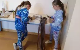 1743168651576
