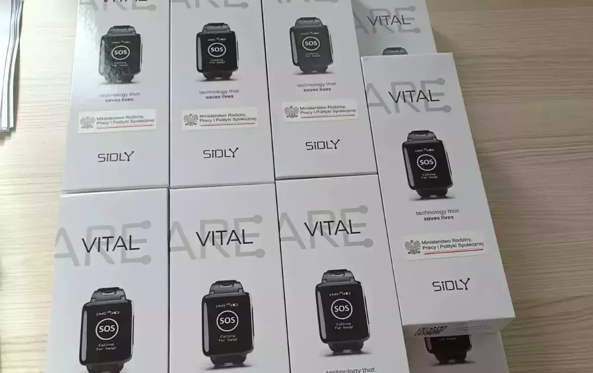 Zdjęcie do Korpus Wsparcia Senior&oacute;w - opaski bezpieczeństwa dla Senior&oacute;w